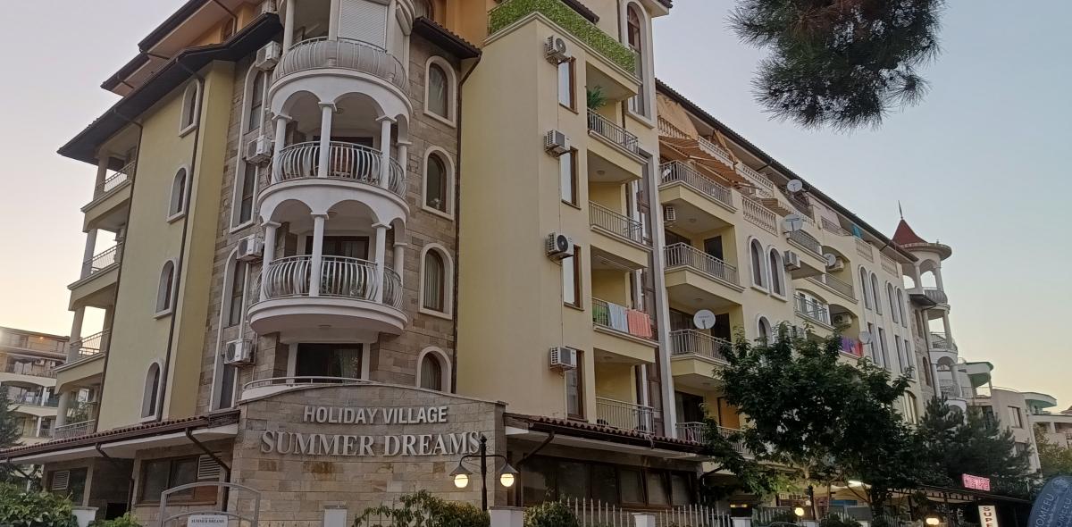 Инфраструктура и транспорт — замените на своё