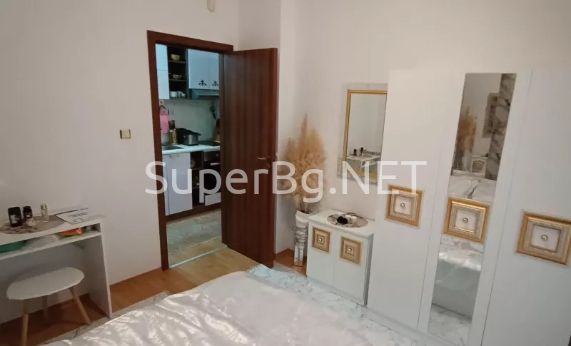 3 комн. квартира в Солнечный Берег