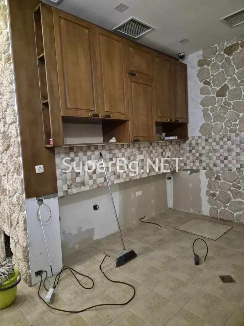 4 комн. квартира в Бургас 4 комн. квартира в Бургас