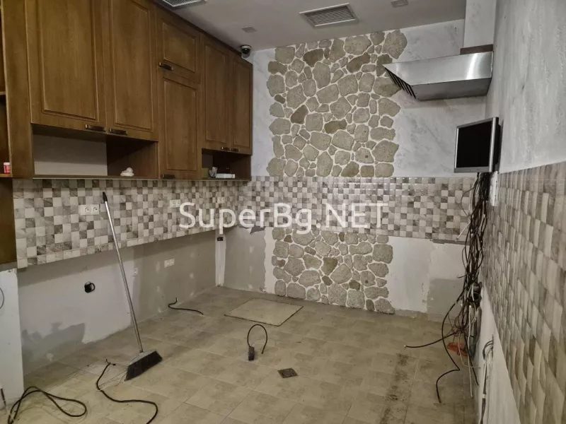 4 комн. квартира в Бургас 4 комн. квартира в Бургас
